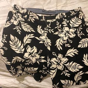 Men’s shorts nautica size 40 floral